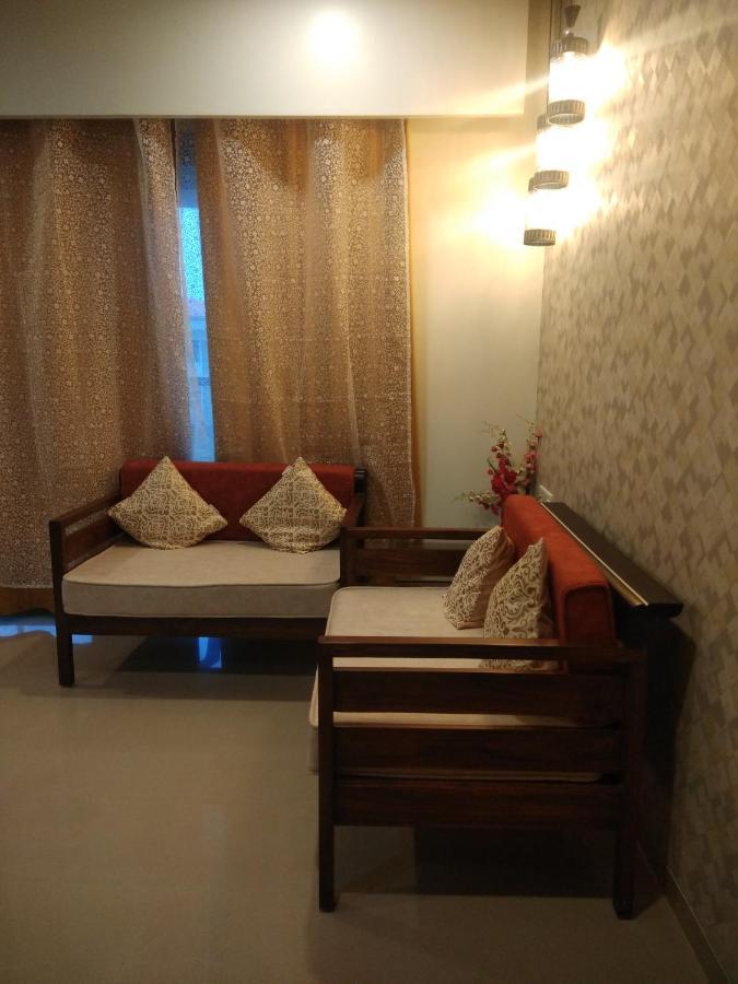 Parishreya Holiday Home لونافالا المظهر الخارجي الصورة
