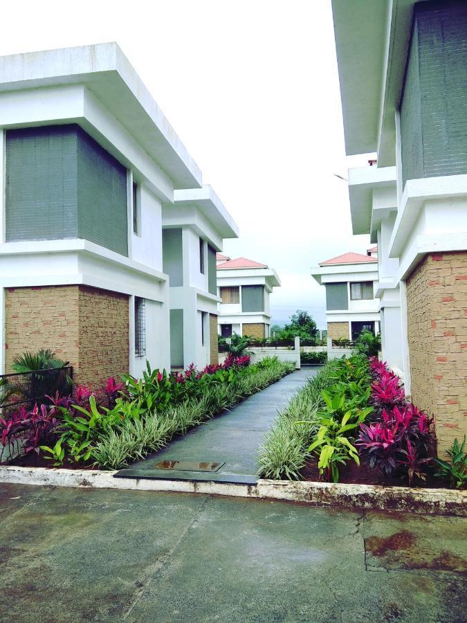 Parishreya Holiday Home لونافالا المظهر الخارجي الصورة